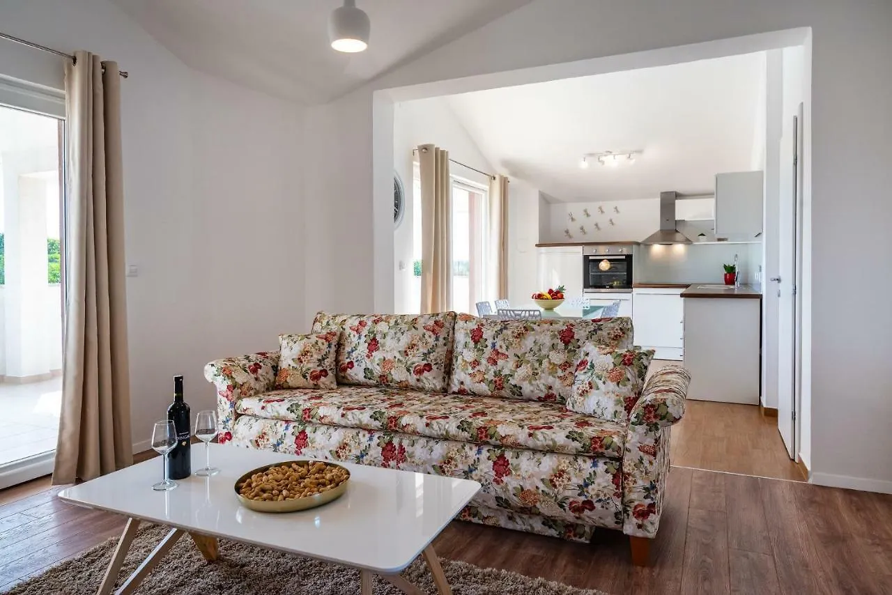 Apartman Zozzy Posedarje 0*,