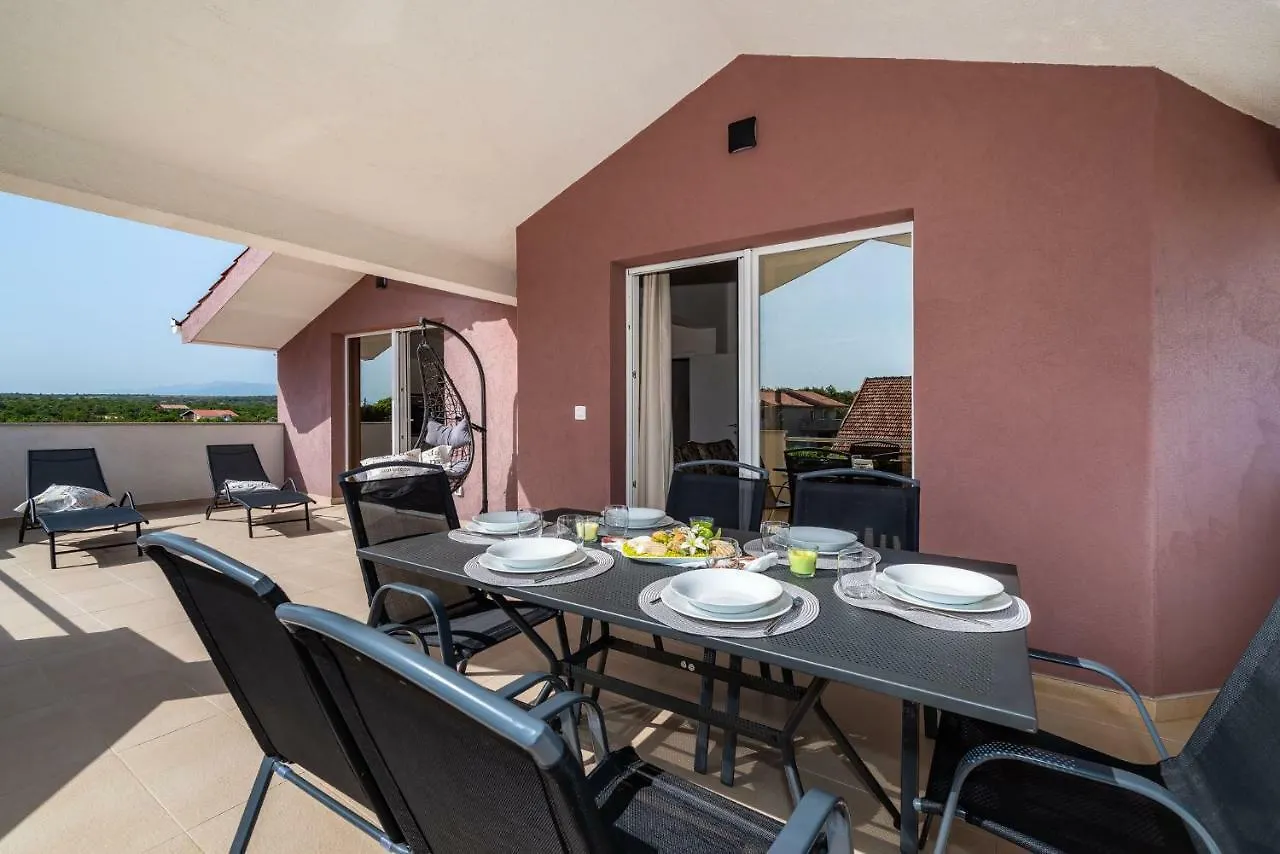 Apartman Zozzy Posedarje Croatia