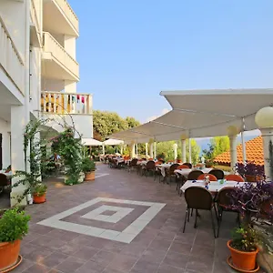 Depadansa Lucija*** Hotel