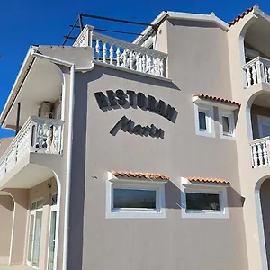 Pansion Restoran Marin Guest house
